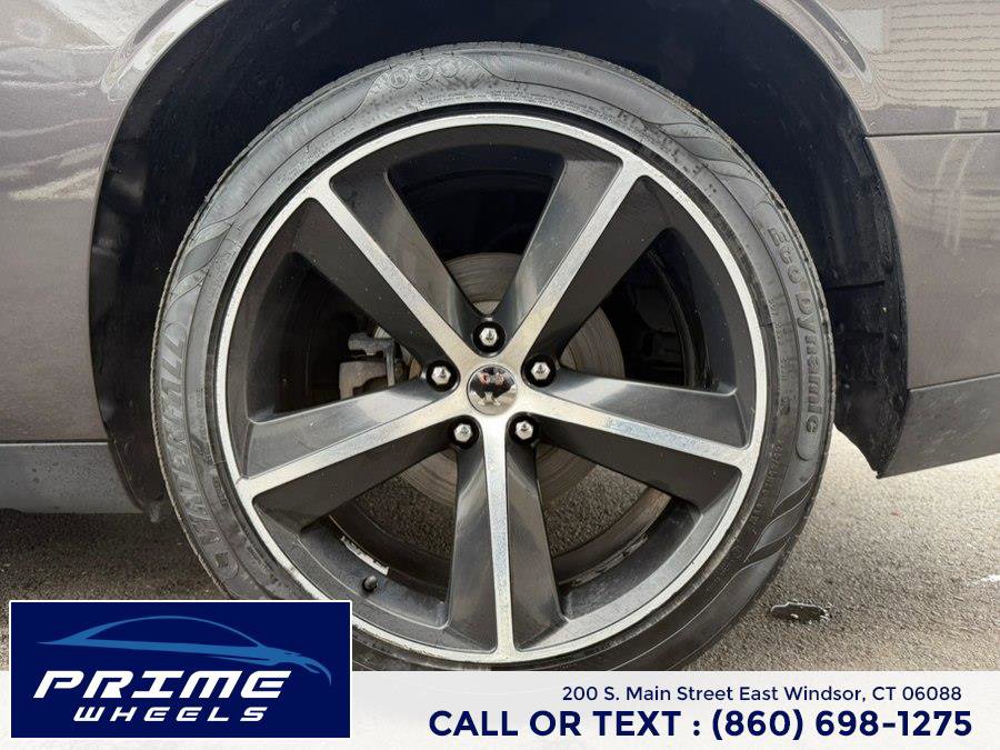 Used 2015 Dodge Challenger SXT w/ Super Sport Group (SS/T) RWD image 20