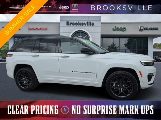 Certified 2025 Jeep Grand Cherokee Summit w/ Obsidian Package AWD/4WD image 1