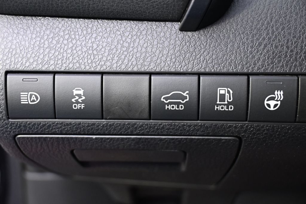 Used 2022 Toyota Camry XSE w/ Cold Weather Package FWD image 23