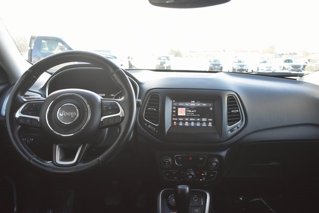 Used 2018 Jeep Compass Latitude w/ Popular Equipment Group image 34