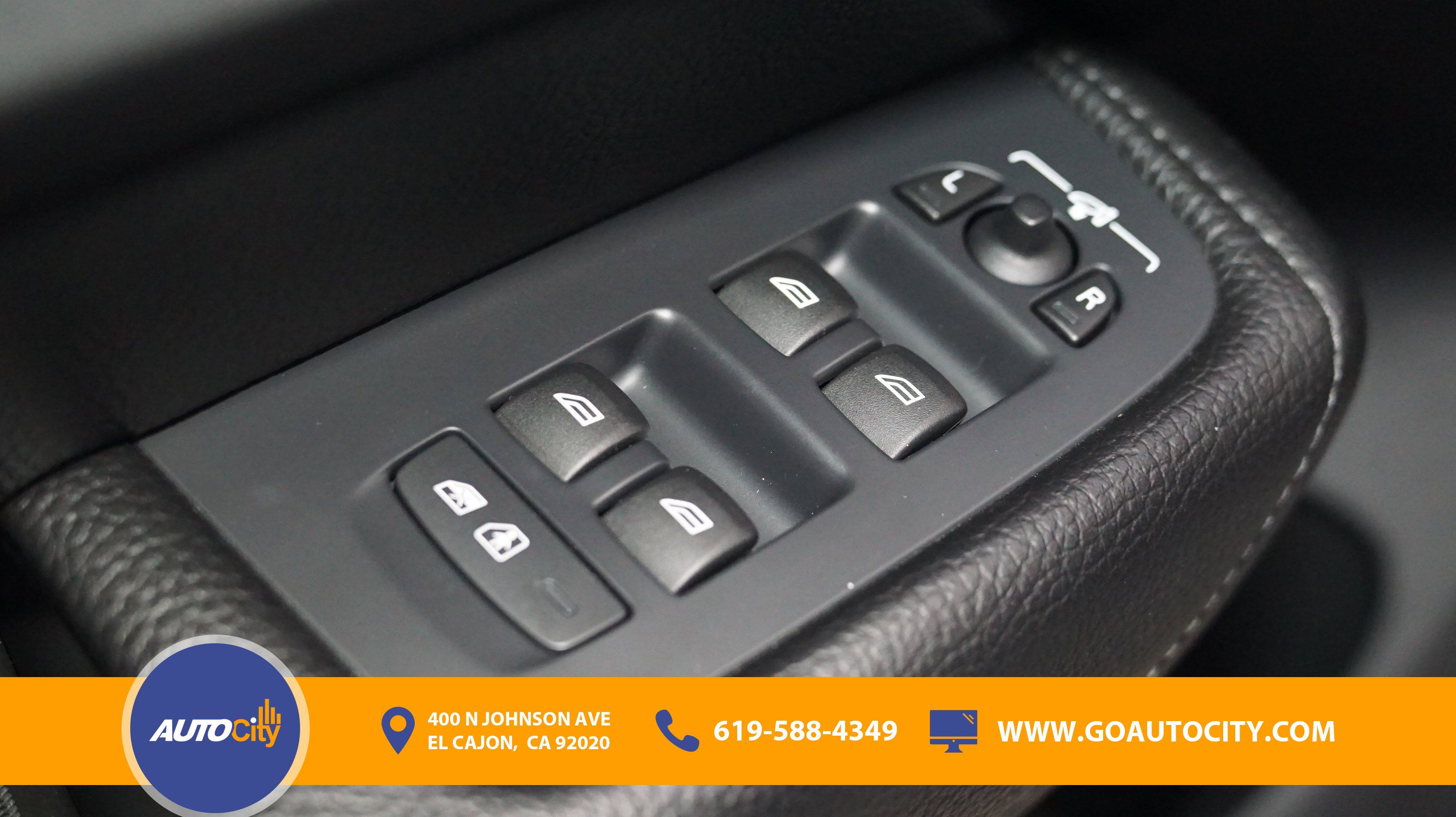 Used 2019 Volvo XC60 T8 Inscription w/ Advanced Package image 27