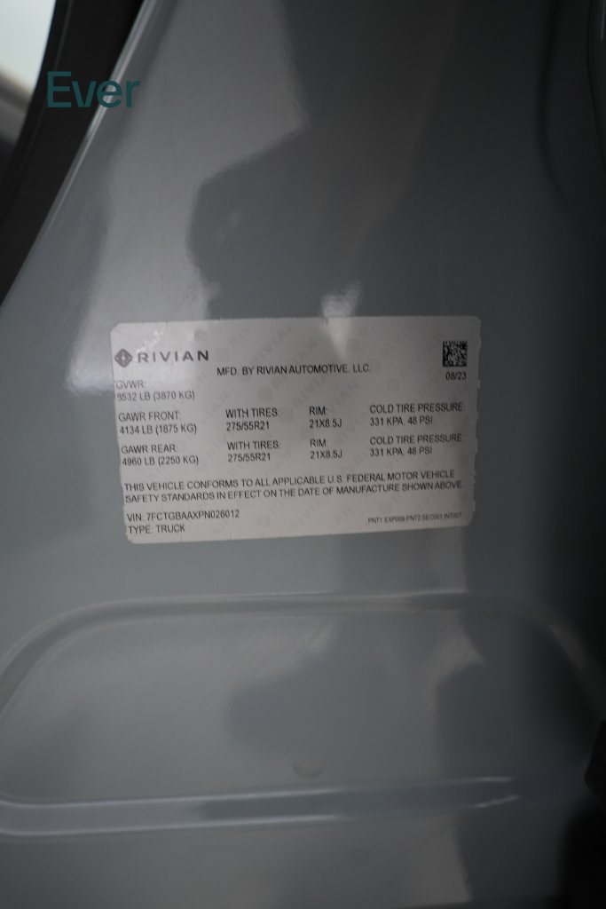 Used 2023 Rivian R1T Adventure Dual AWD/4WD image 30