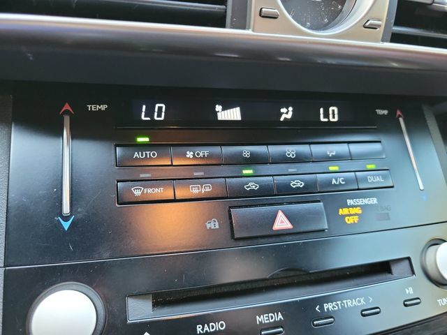 Used 2014 Lexus IS 350 w/ F Sport Package RWD image 25