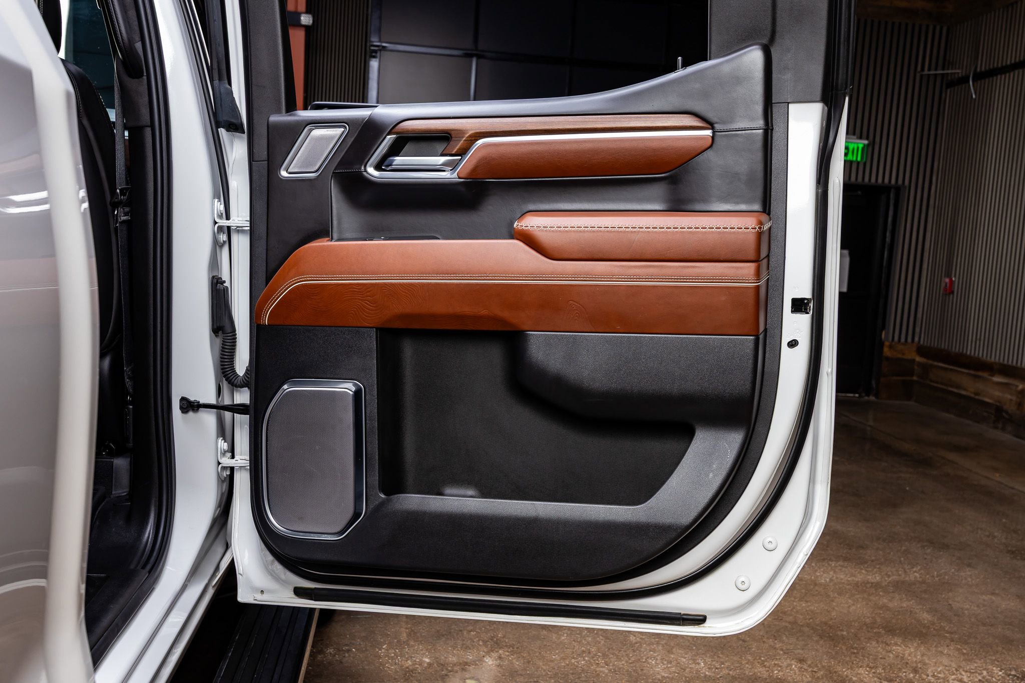 Used 2023 GMC Sierra 1500 Denali Ultimate image 37