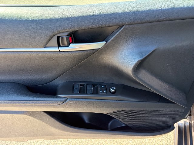 Used 2023 Toyota Camry XSE w/ Cold Weather Package FWD image 27