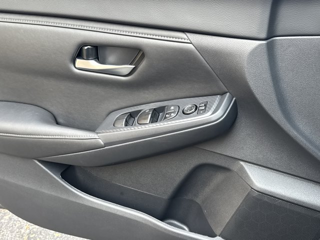 New 2025 Nissan Sentra SV FWD image 18