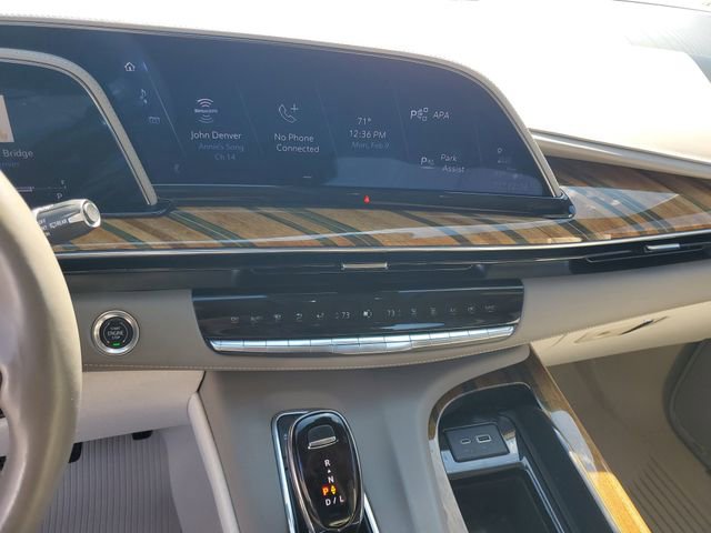 Used 2023 Cadillac Escalade Sport Platinum image 16