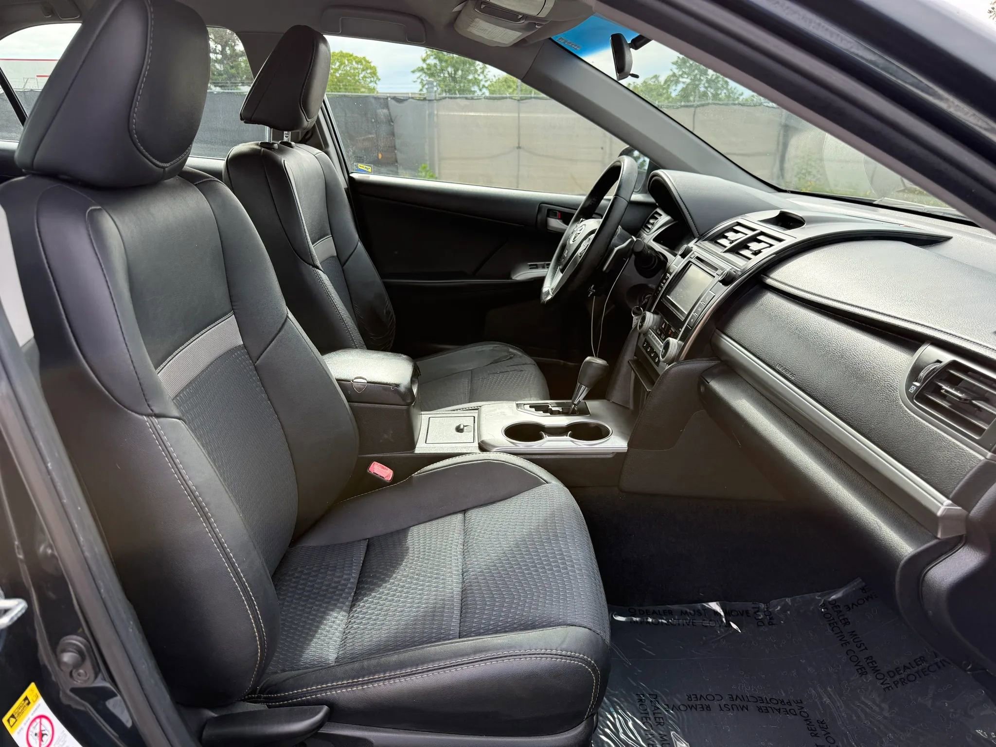 Used 2013 Toyota Camry SE FWD image 18