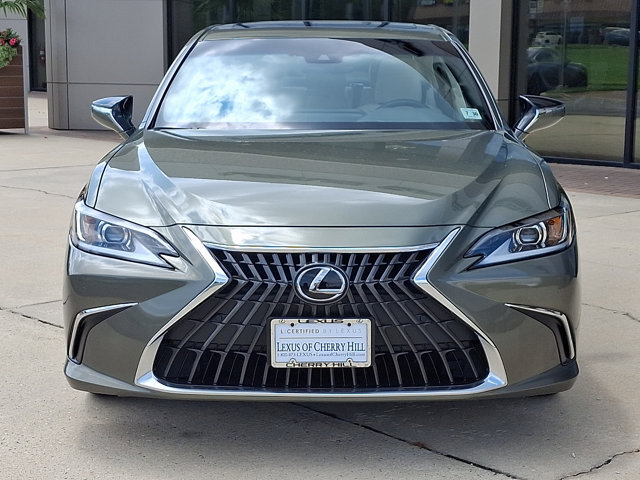 Certified 2025 Lexus ES 350 w/ Premium Package FWD image 2