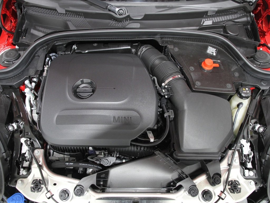 Certified 2025 MINI Cooper S image 20