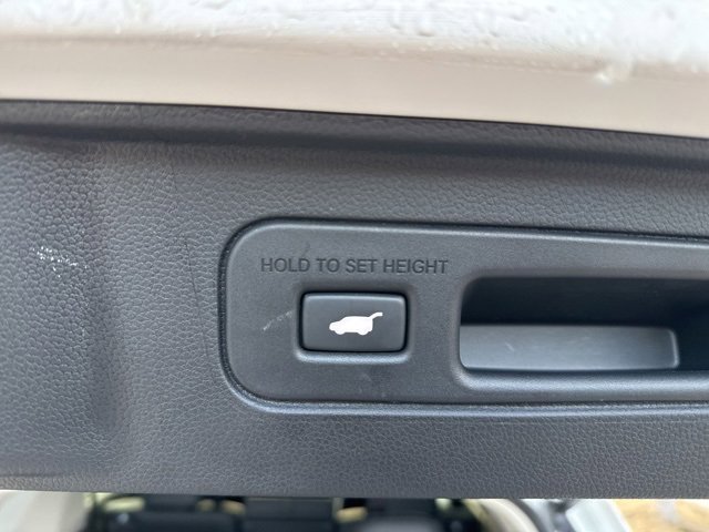 Certified 2025 Honda Pilot Elite image 10