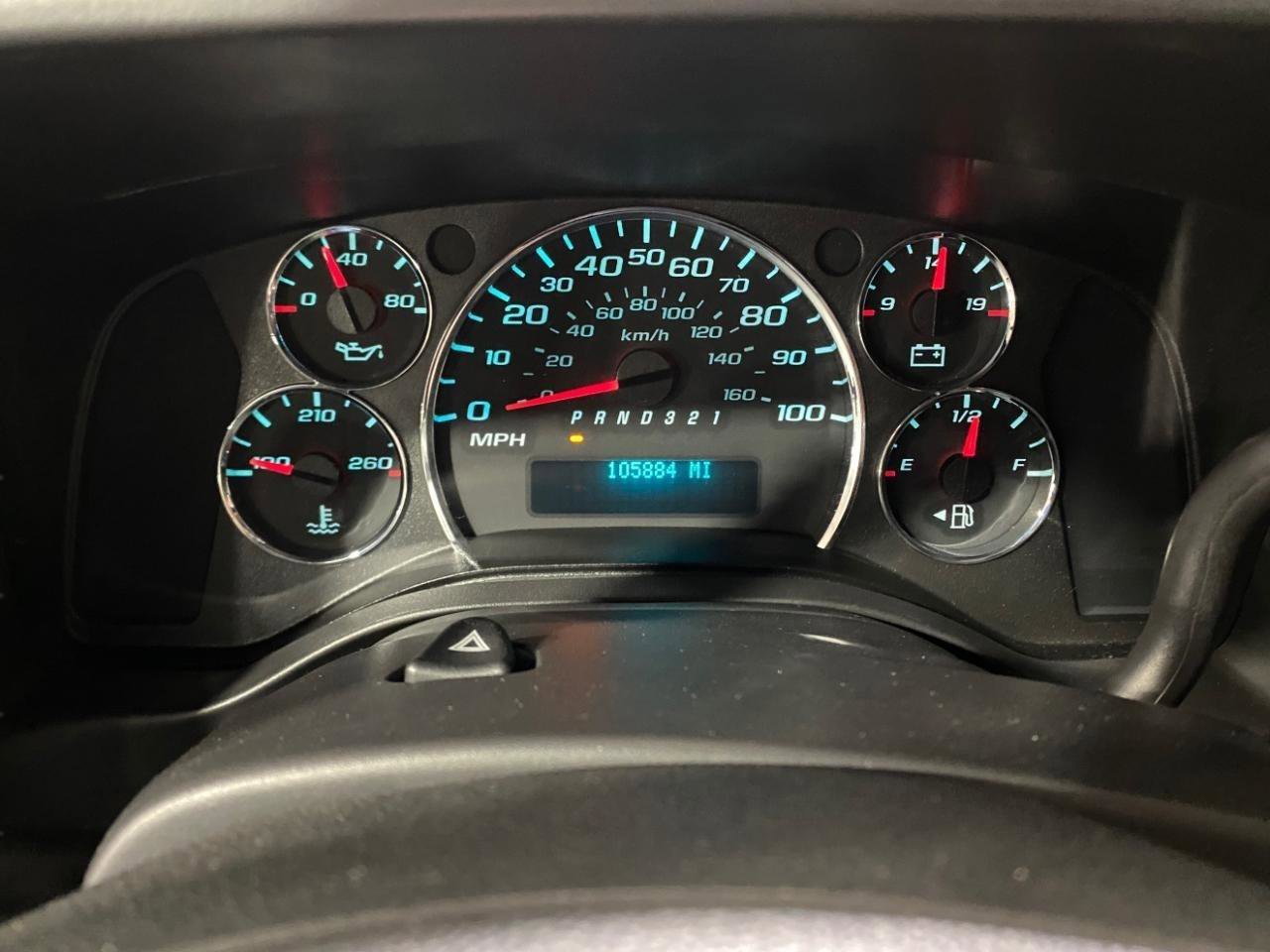 Used 2008 Chevrolet Express 3500 3500 Cargo w/ Chrome Appearance Package image 13