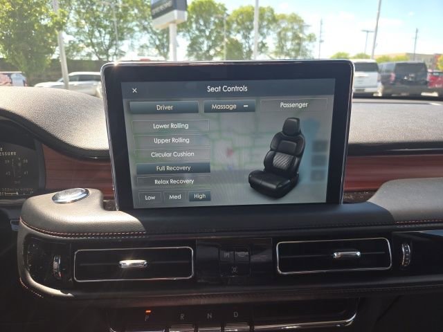 Certified 2024 Lincoln Aviator Reserve w/ Equipment Group 201A AWD/4WD image 8