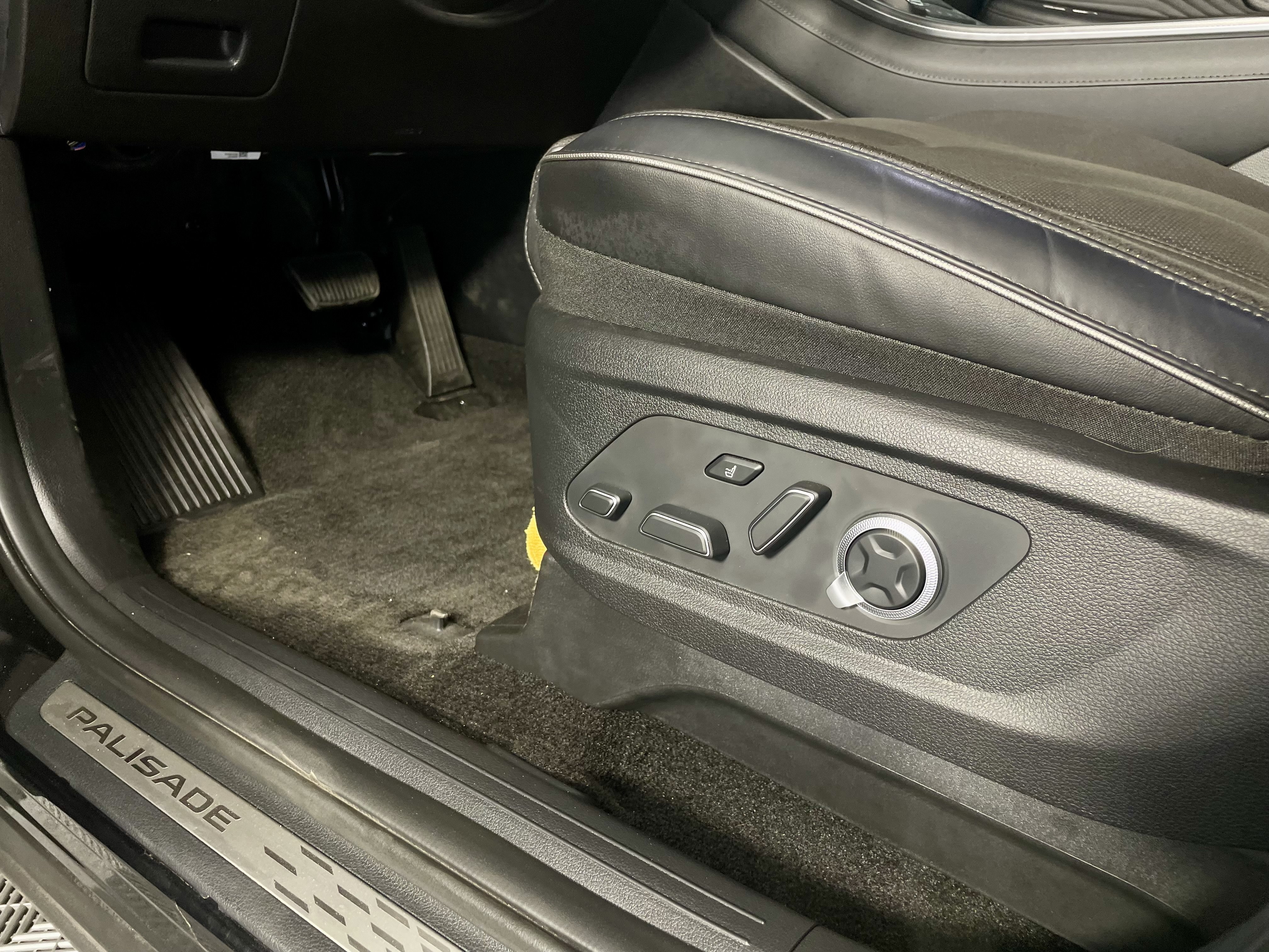 Used 2025 Hyundai Palisade Calligraphy AWD/4WD image 14
