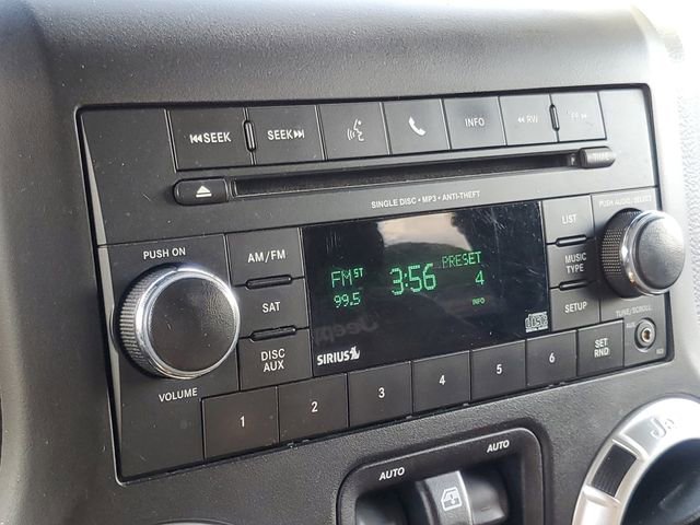 Used 2017 Jeep Wrangler Unlimited Sahara w/ Dual Top Group image 21