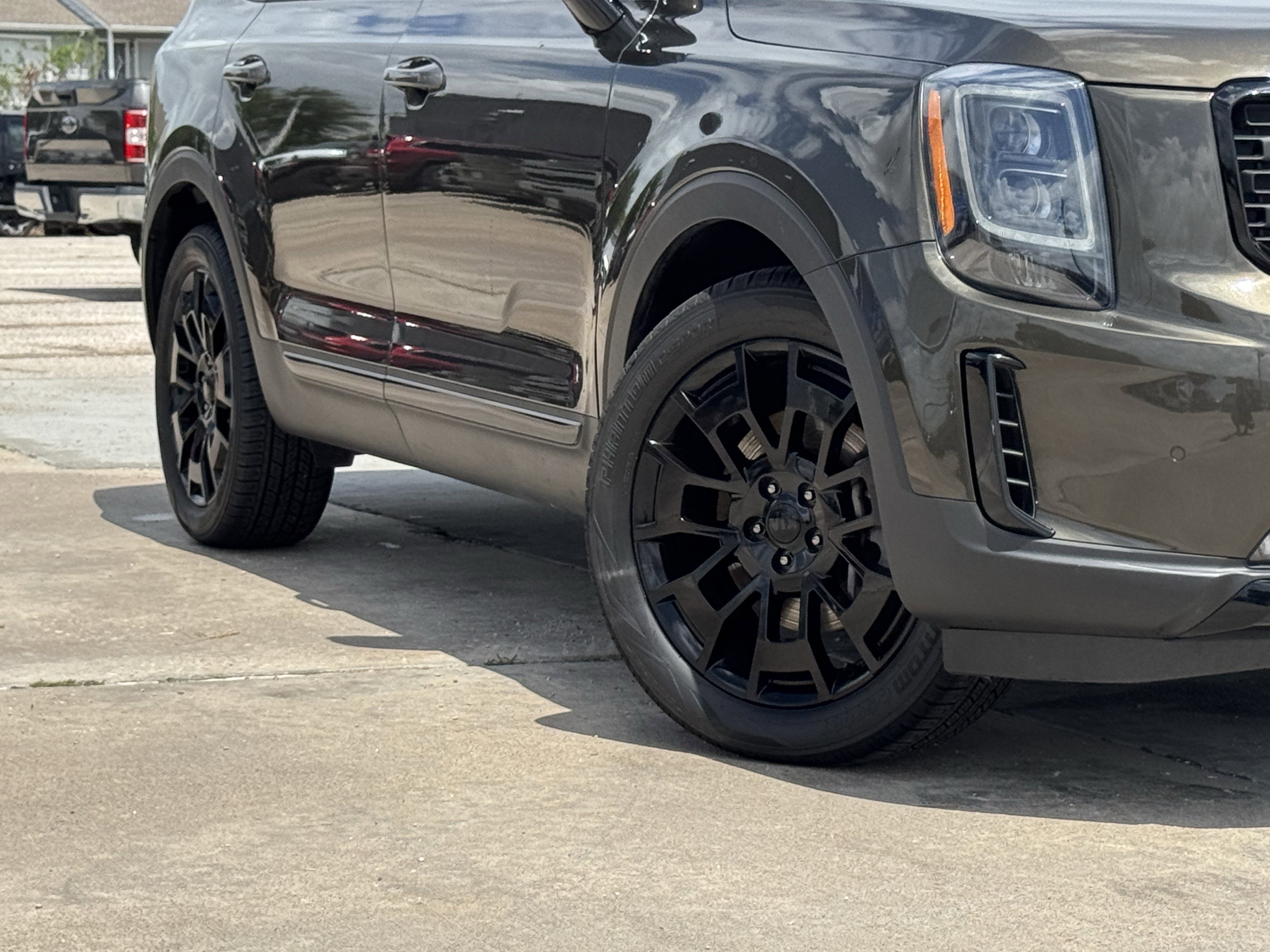 Used 2021 Kia Telluride SX w/ Nightfall Edition Package AWD/4WD image 12
