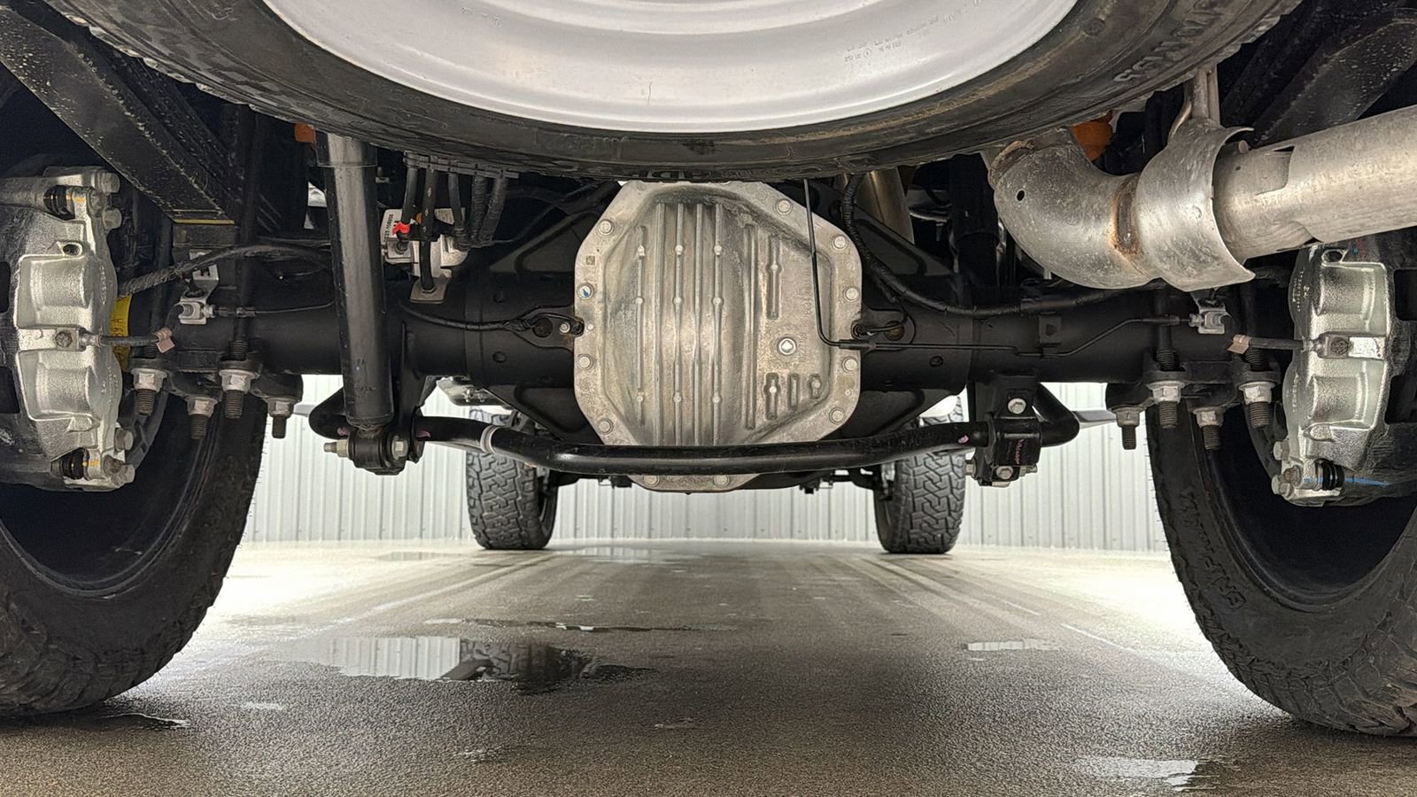 Used 2026 Ford F450 Platinum w/ FX4 Off-Road Package image 14