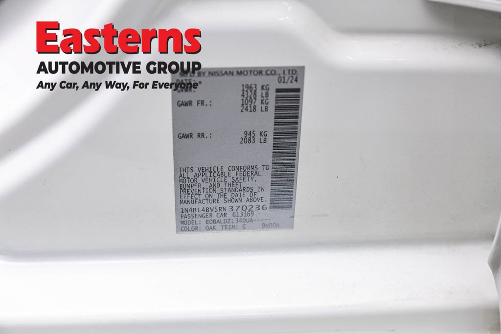 Used 2024 Nissan Altima 2.5 S FWD image 34