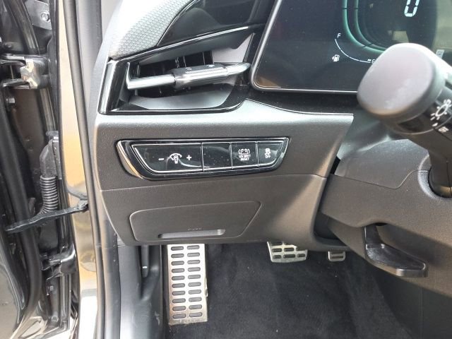 Used 2023 Kia Niro EX Touring FWD image 14