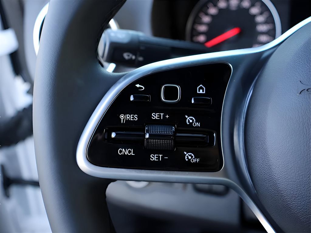 Used 2024 Mercedes-Benz Sprinter 3500 image 32