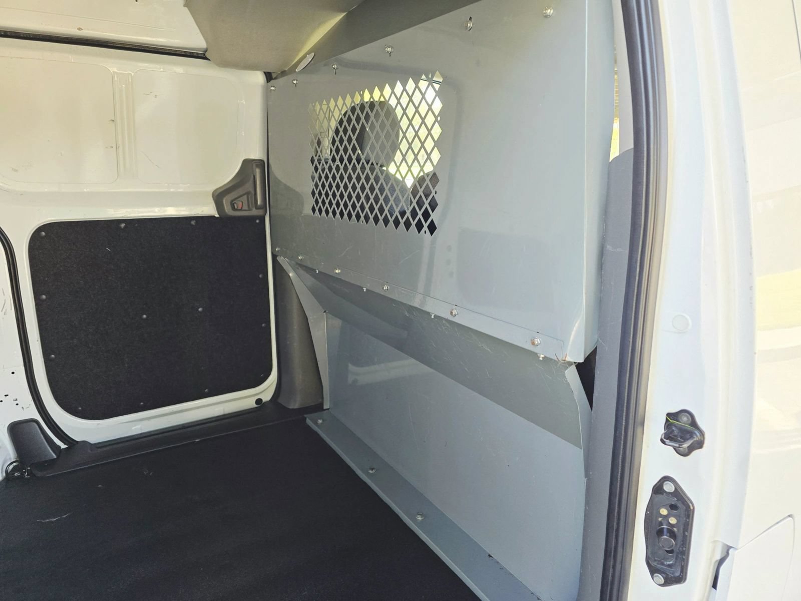 Used 2016 Nissan NV200 SV w/ Back Door Glass Package FWD image 29
