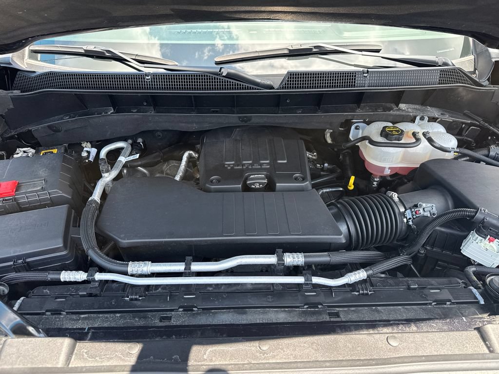 Used 2024 Chevrolet Silverado 1500 LT AWD/4WD image 26