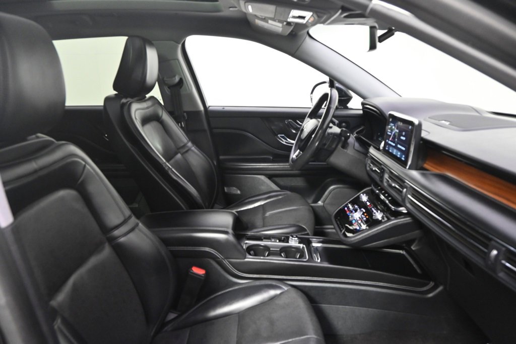 Used 2021 Lincoln Corsair Reserve w/ Equipment Group 201A image 15