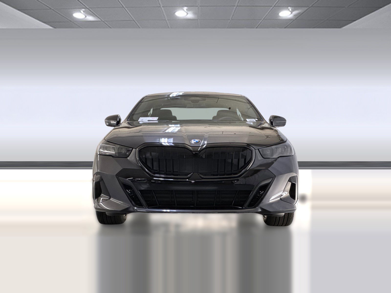 Used 2026 BMW 530i w/ M Sport Package RWD image 5