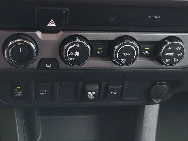 Used 2020 Toyota Tacoma SR5 image 35