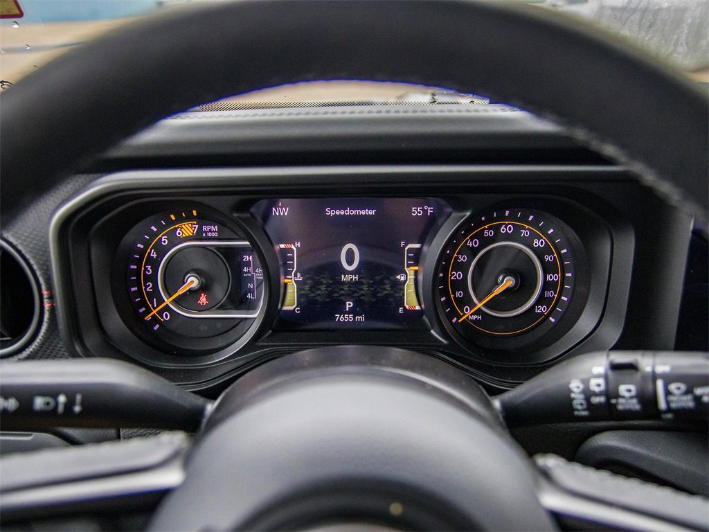 Used 2025 Jeep Wrangler Unlimited Rubicon image 41