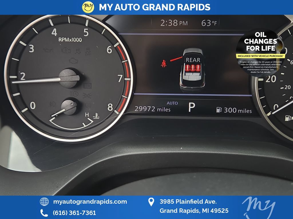 Used 2023 Nissan Rogue SV AWD/4WD image 18