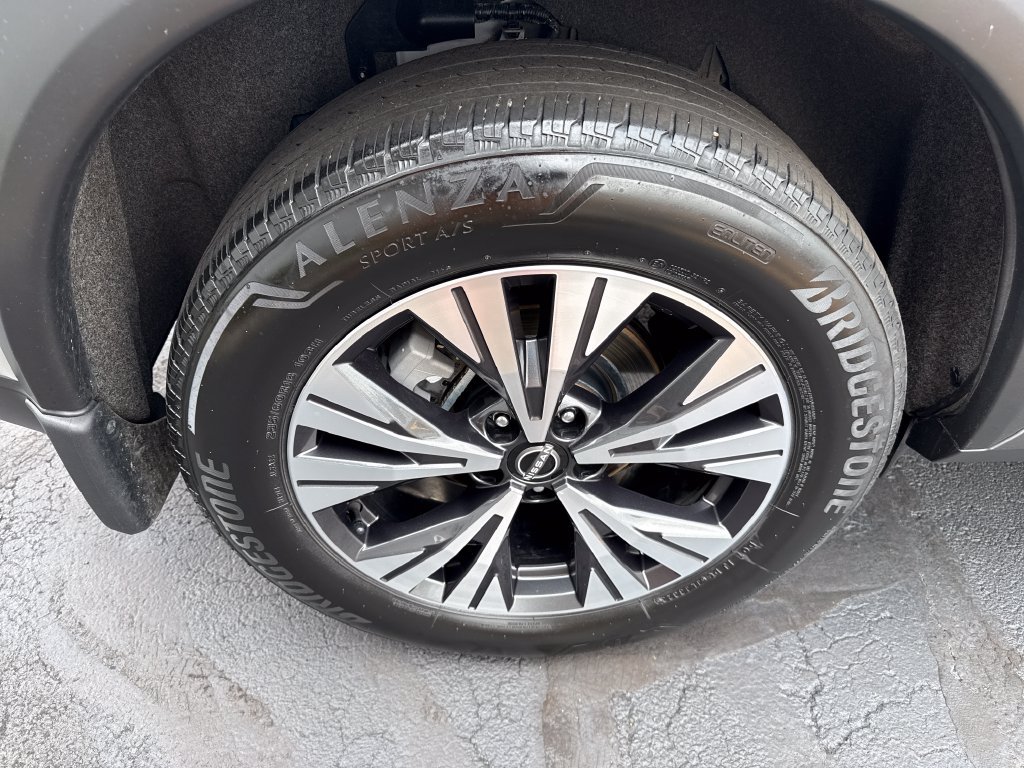 Used 2023 Nissan Rogue SV w/ SV Premium B Package AWD/4WD image 26