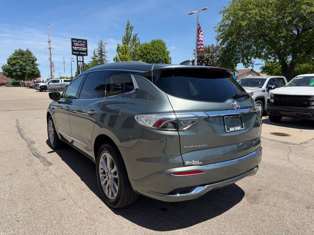 Certified 2023 Buick Enclave Avenir FWD image 7