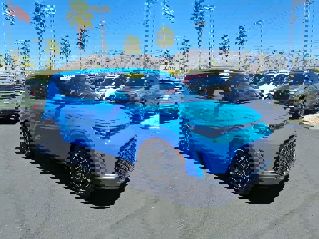 Used 2023 Kia Soul EX image 32