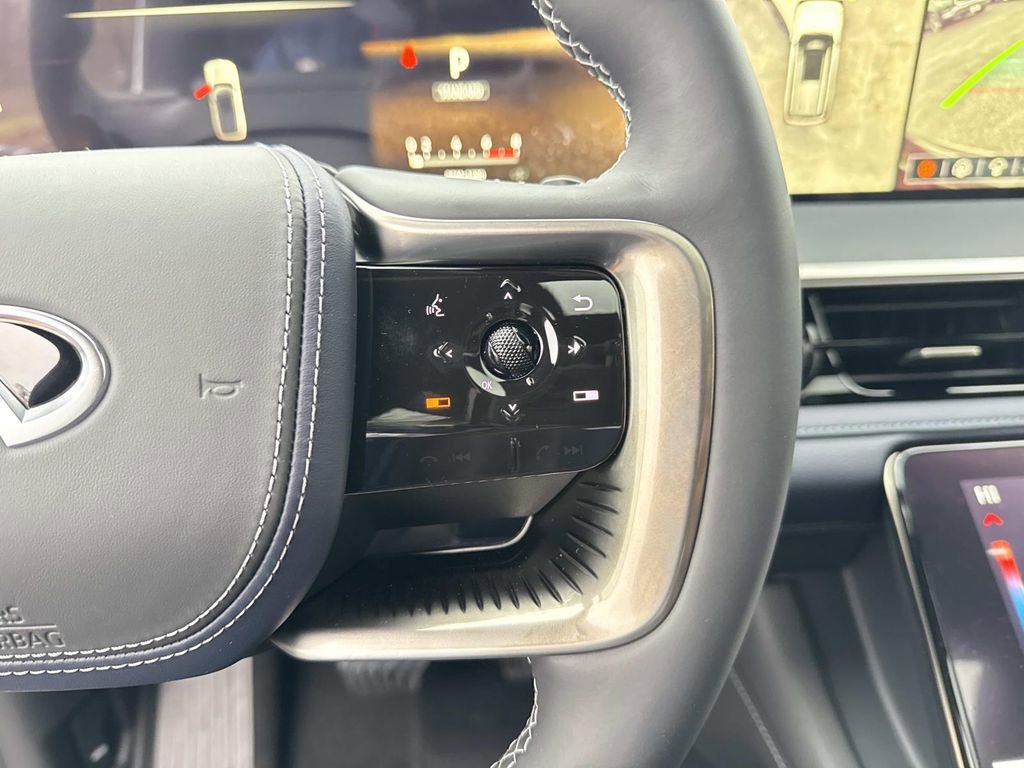 New 2026 INFINITI QX80 SPORT 4D Sport Utility image 9