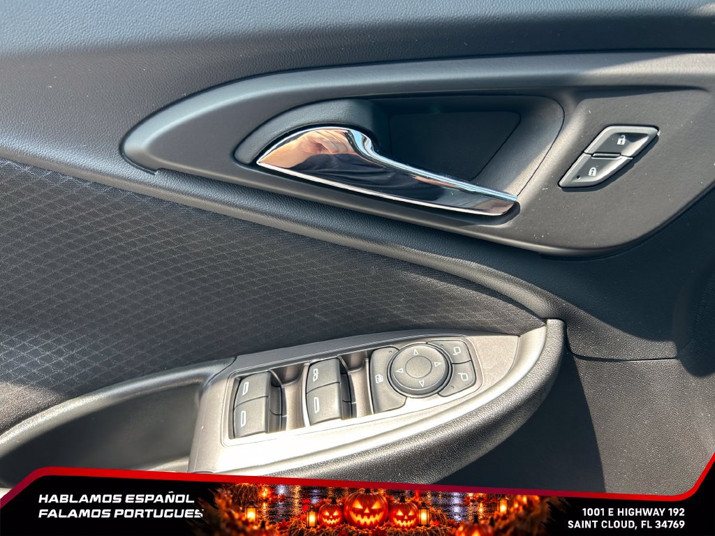 Used 2025 Chevrolet Malibu LT FWD image 17