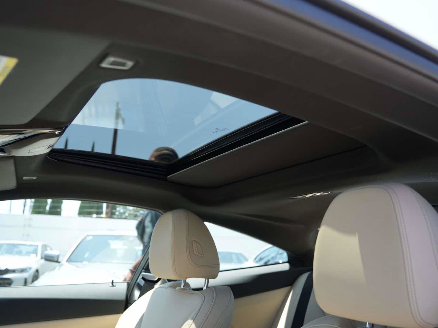 Used 2026 BMW 430i Coupe w/ Parking Assistance Package RWD image 11