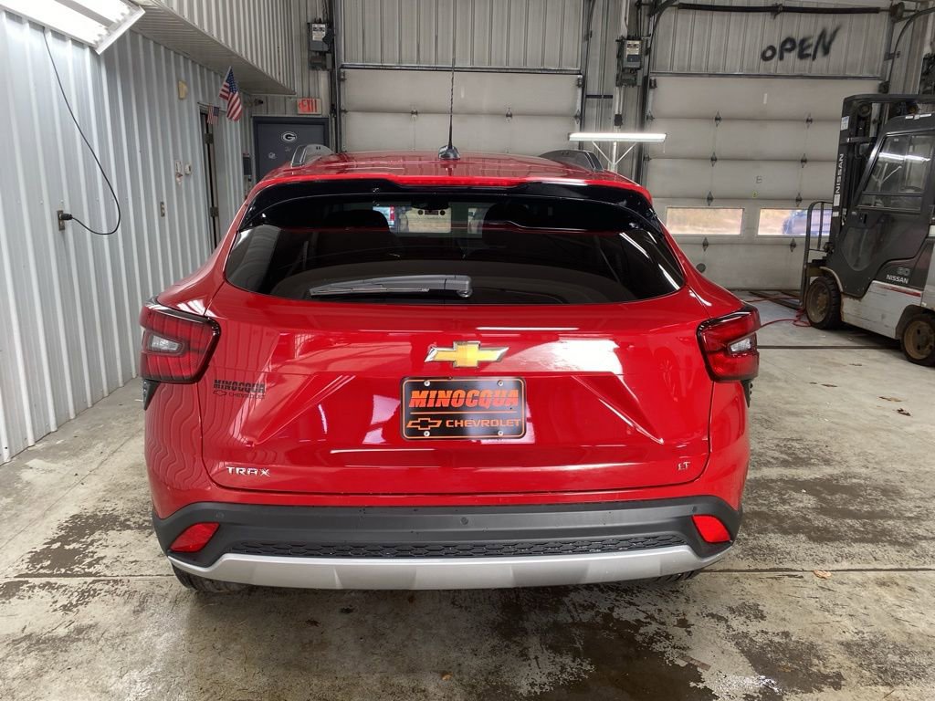 New 2026 Chevrolet Trax LT w/ Driver Confidence Package image 11