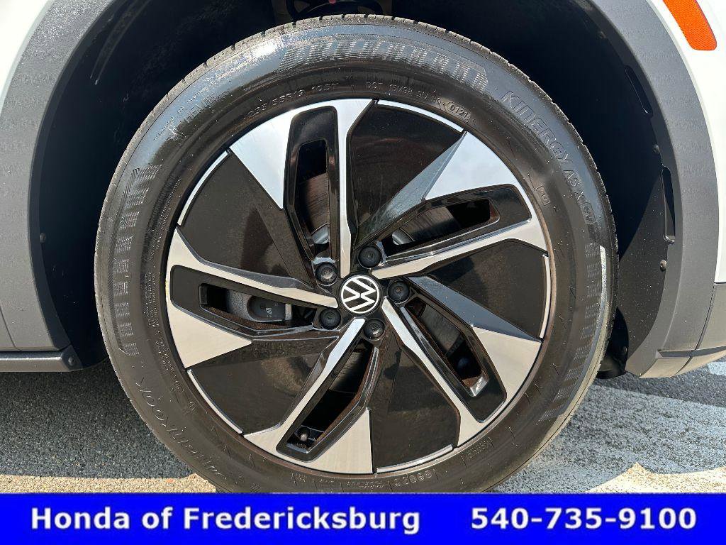 Used 2021 Volkswagen ID.4 Pro image 13