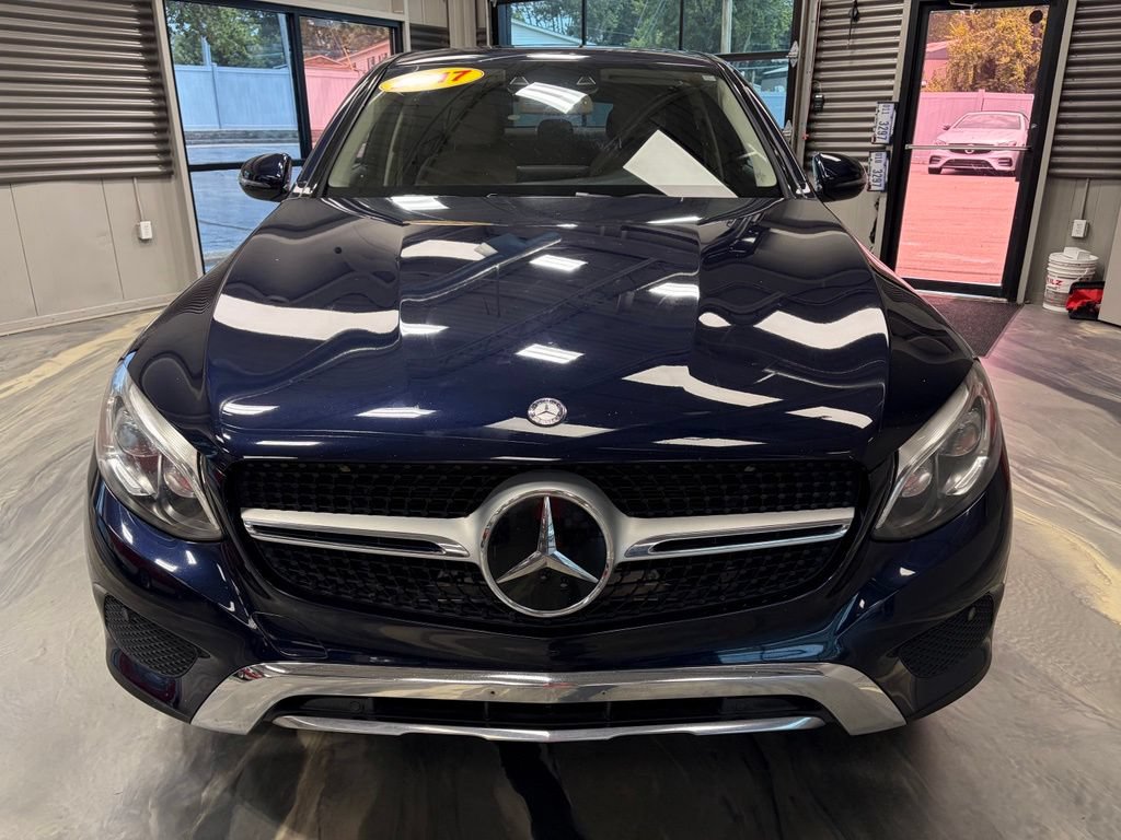 Used 2017 Mercedes-Benz GLC 300 4MATIC Coupe image 39