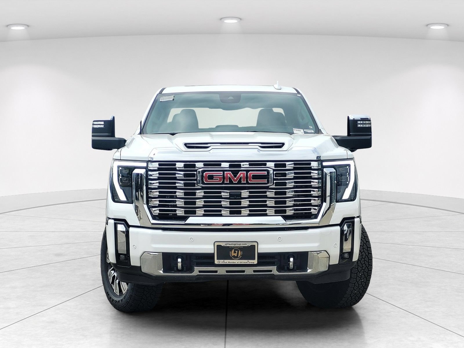 New 2026 GMC Sierra 2500 Denali w/ Denali Reserve Package AWD/4WD image 2