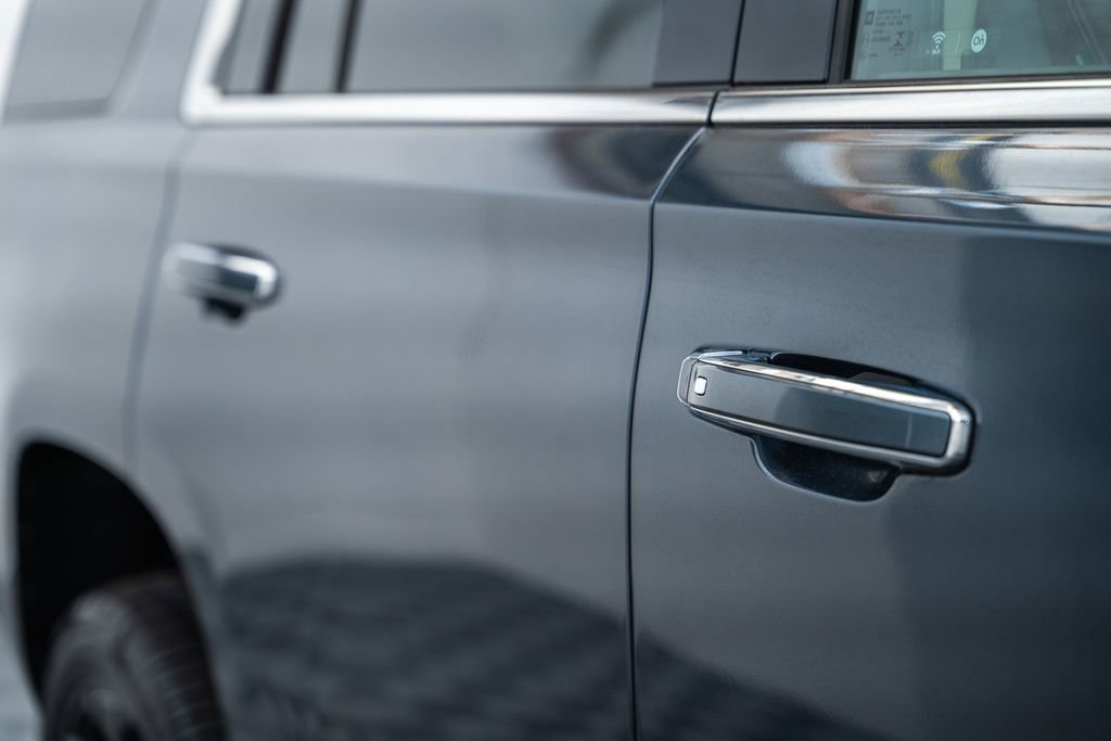 Used 2019 Chevrolet Tahoe Premier AWD/4WD image 19