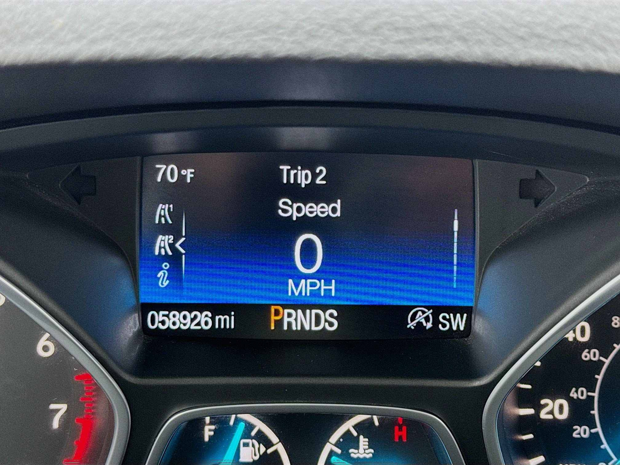 Used 2017 Ford Escape Titanium w/ Equipment Group 301A FWD image 8