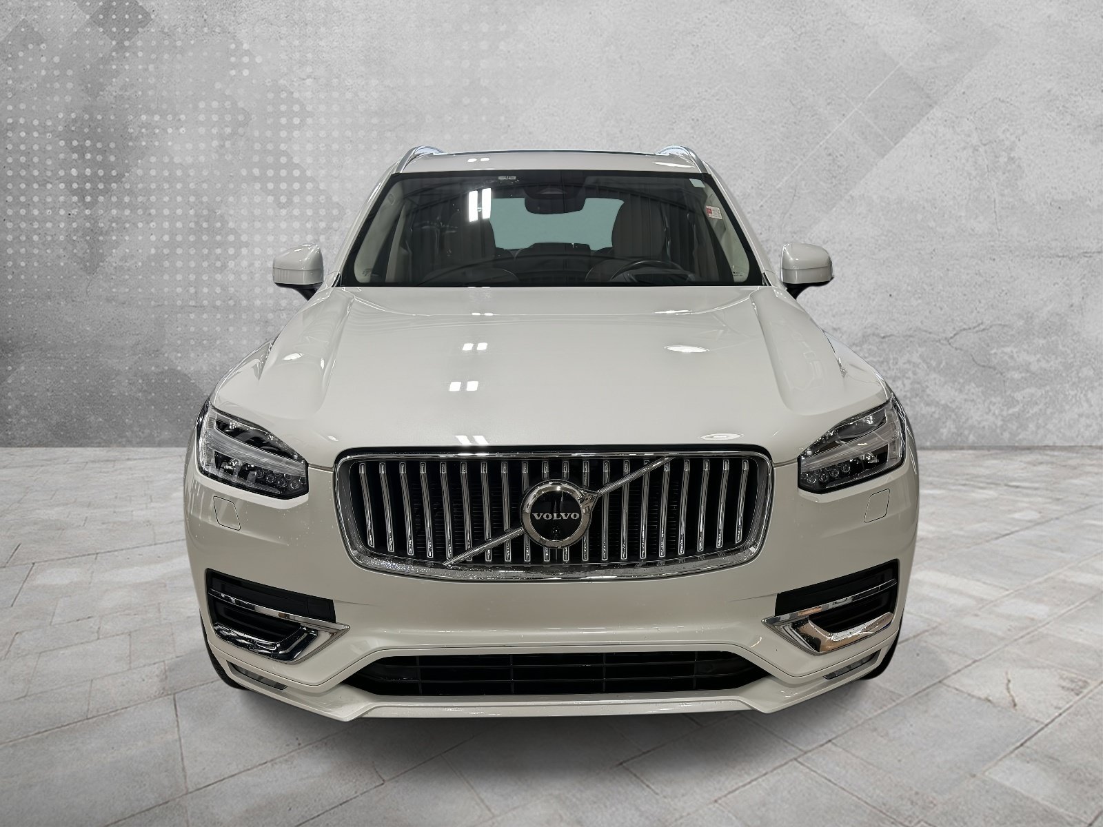 Used 2023 Volvo XC90 B6 Ultimate w/ Lounge Package AWD/4WD image 2