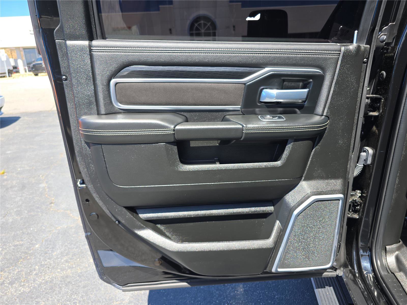 Used 2024 RAM 3500 Laramie w/ Night Edition image 14