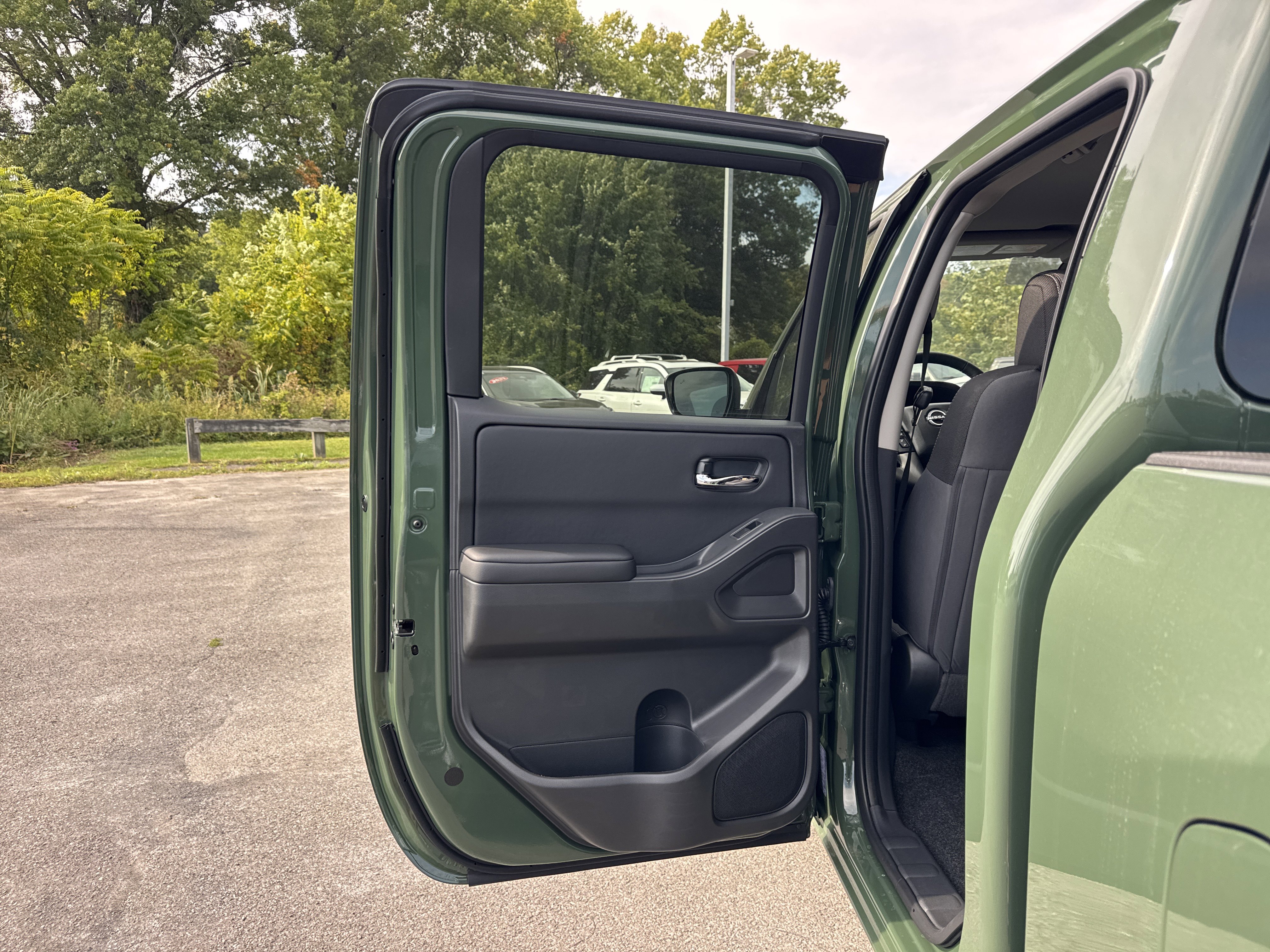 New 2026 Nissan Frontier SV image 26