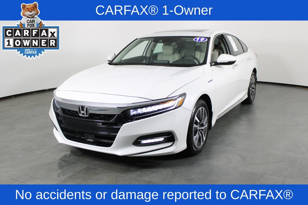 Used 2019 Honda Accord Touring image 2