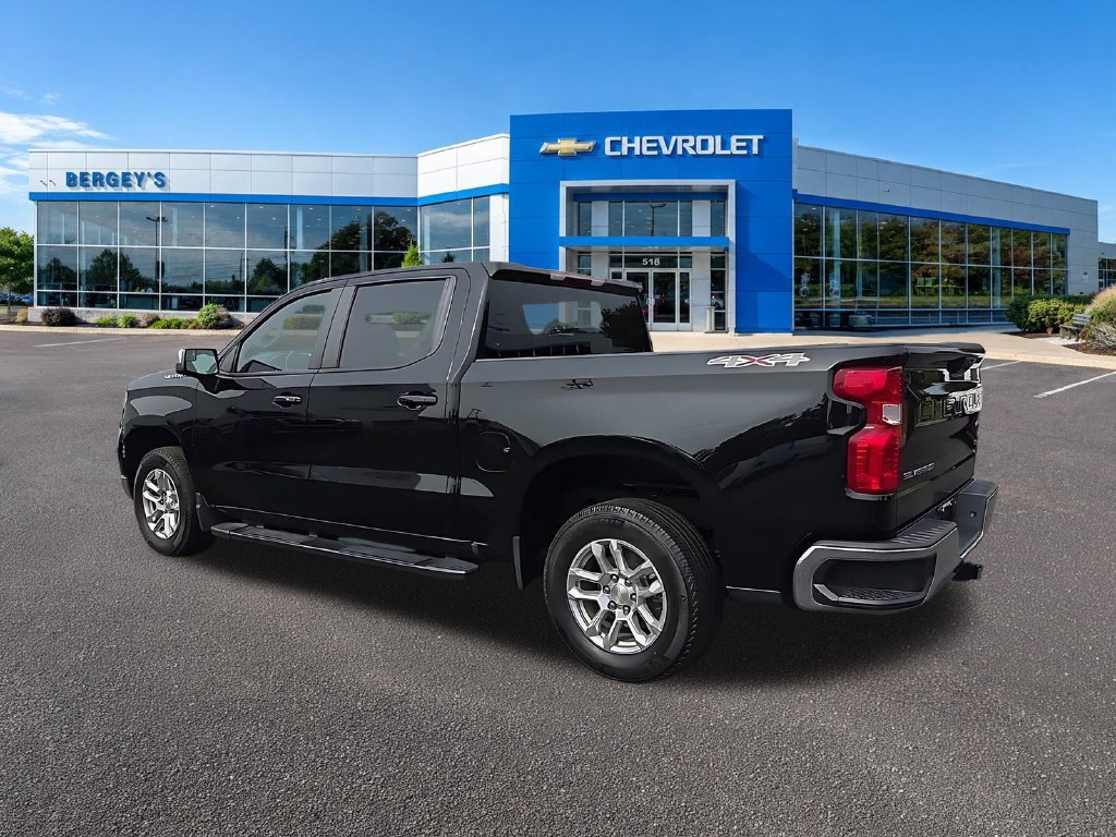 Certified 2023 Chevrolet Silverado 1500 LT AWD/4WD image 8