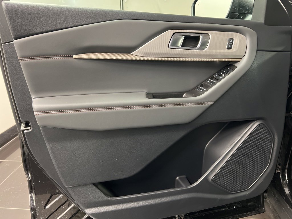New 2026 Ford Explorer Active image 28