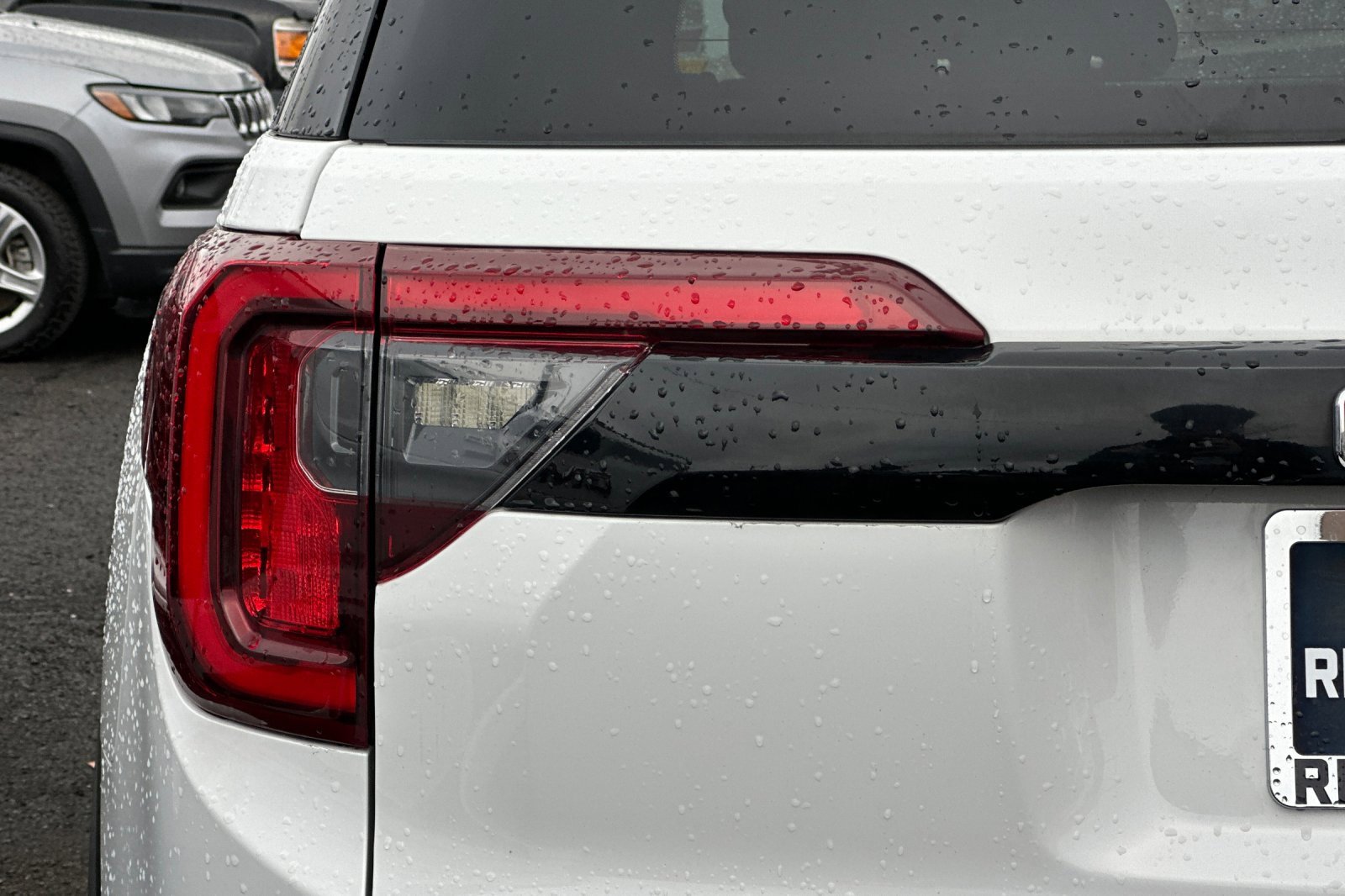 Used 2021 GMC Acadia SLT w/ Elevation Edition image 51